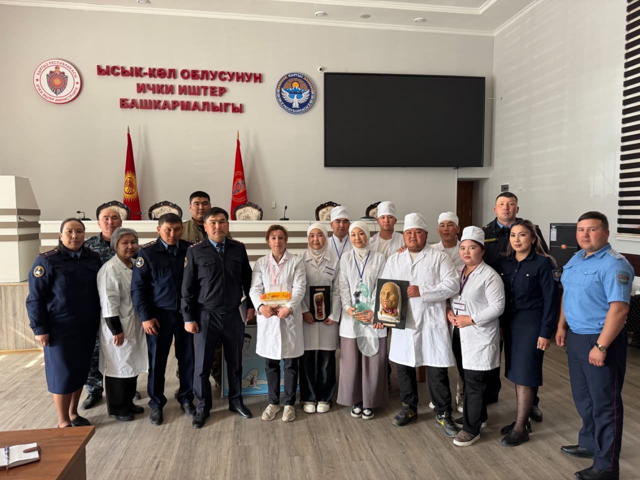 ИИМ  ЫААО кызматкерлери үчүн биринчи жардам көрсөтүү боюнча жабык тренинг